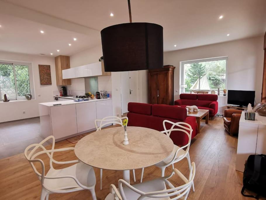 Bestouan - 3 Chambres - Clim - Spacieux Cassis Luaran gambar