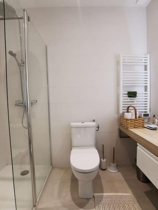 Bestouan - 3 Chambres - Clim - Spacieux Cassis Luaran gambar